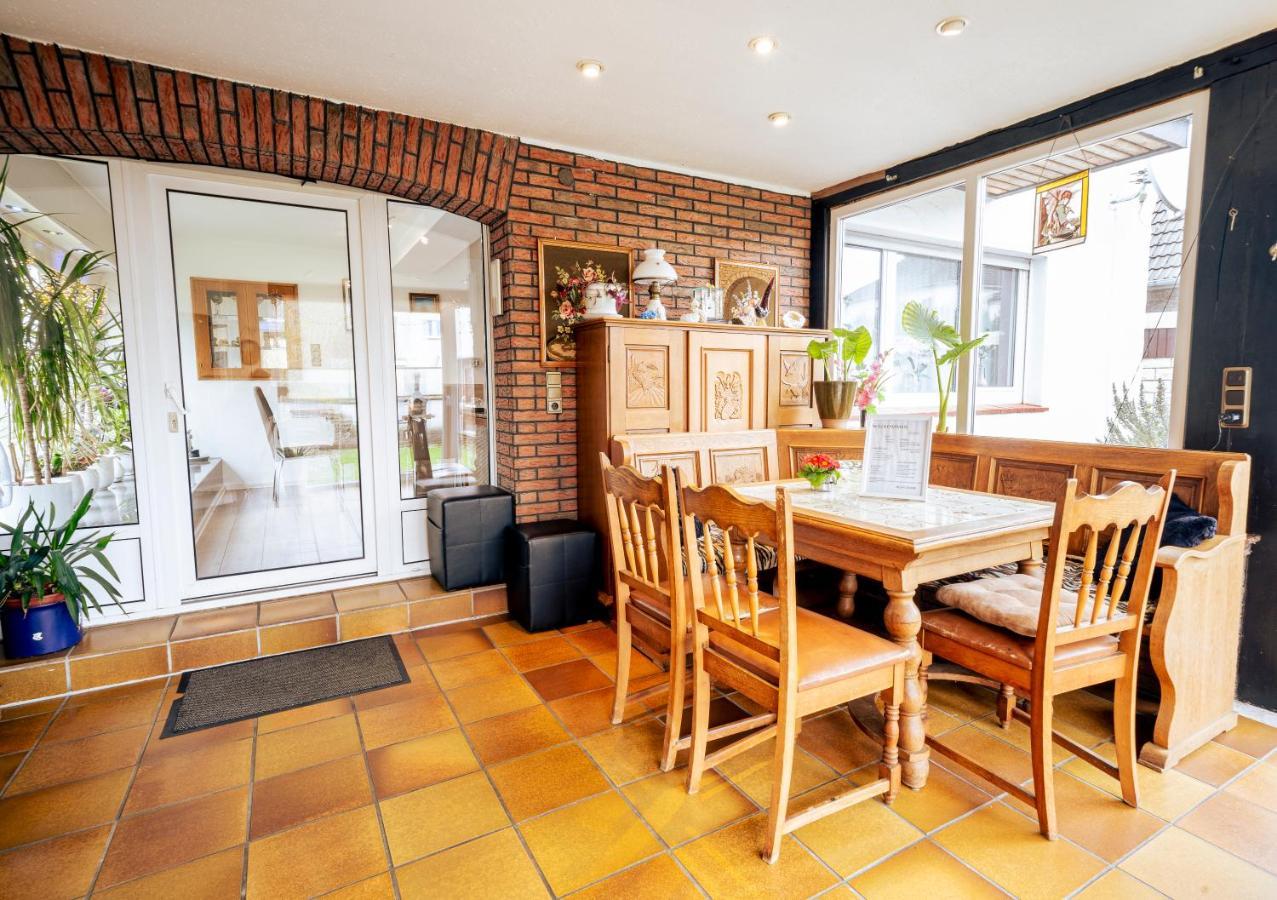 Truth Fuer 5 - King Size Betten, Kamin, Garten, Xxl Couch, Smart-Tv Dortmund Exterior foto